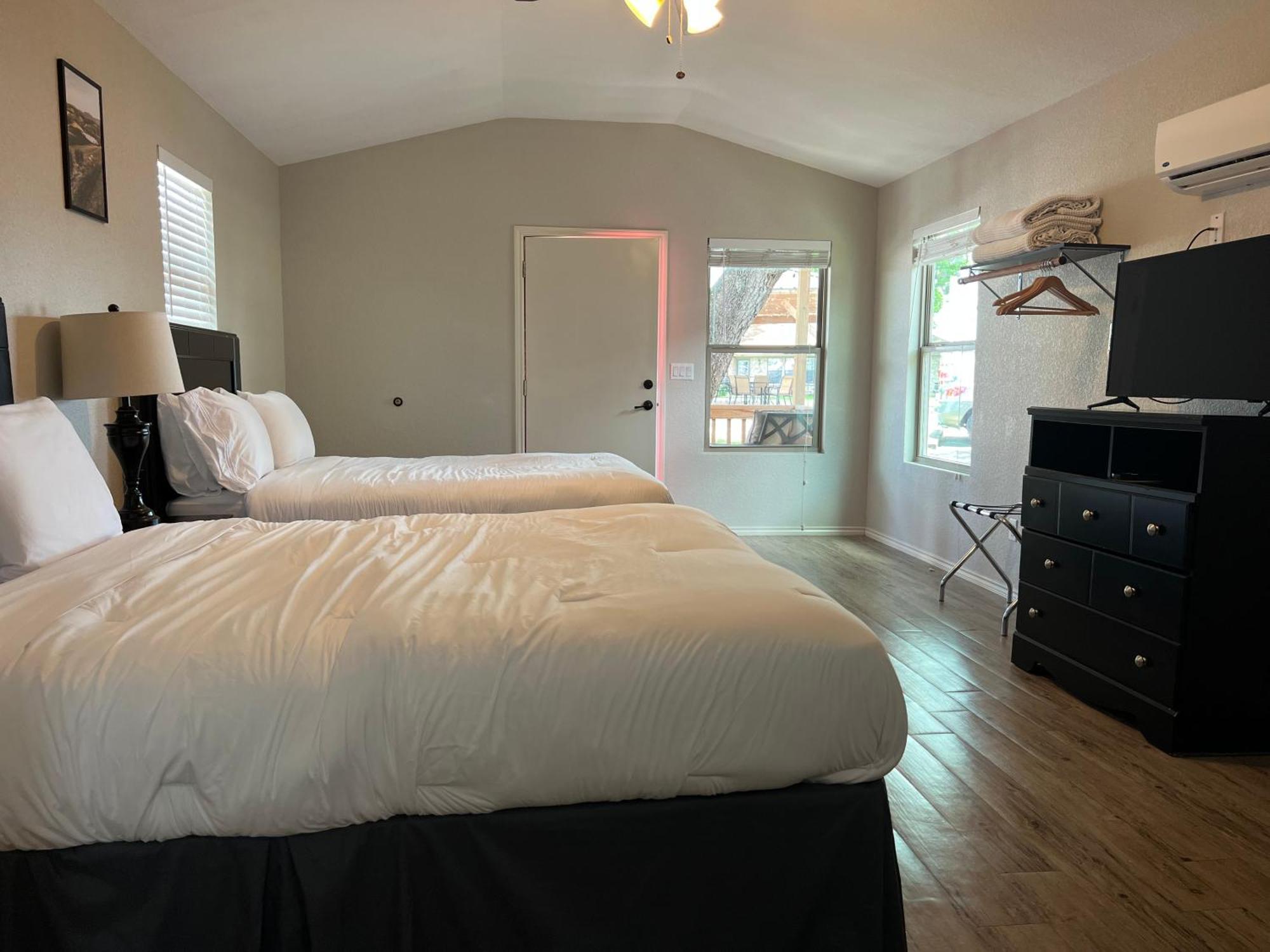 Rivercity Rv Park 新布朗费尔斯 外观 照片
